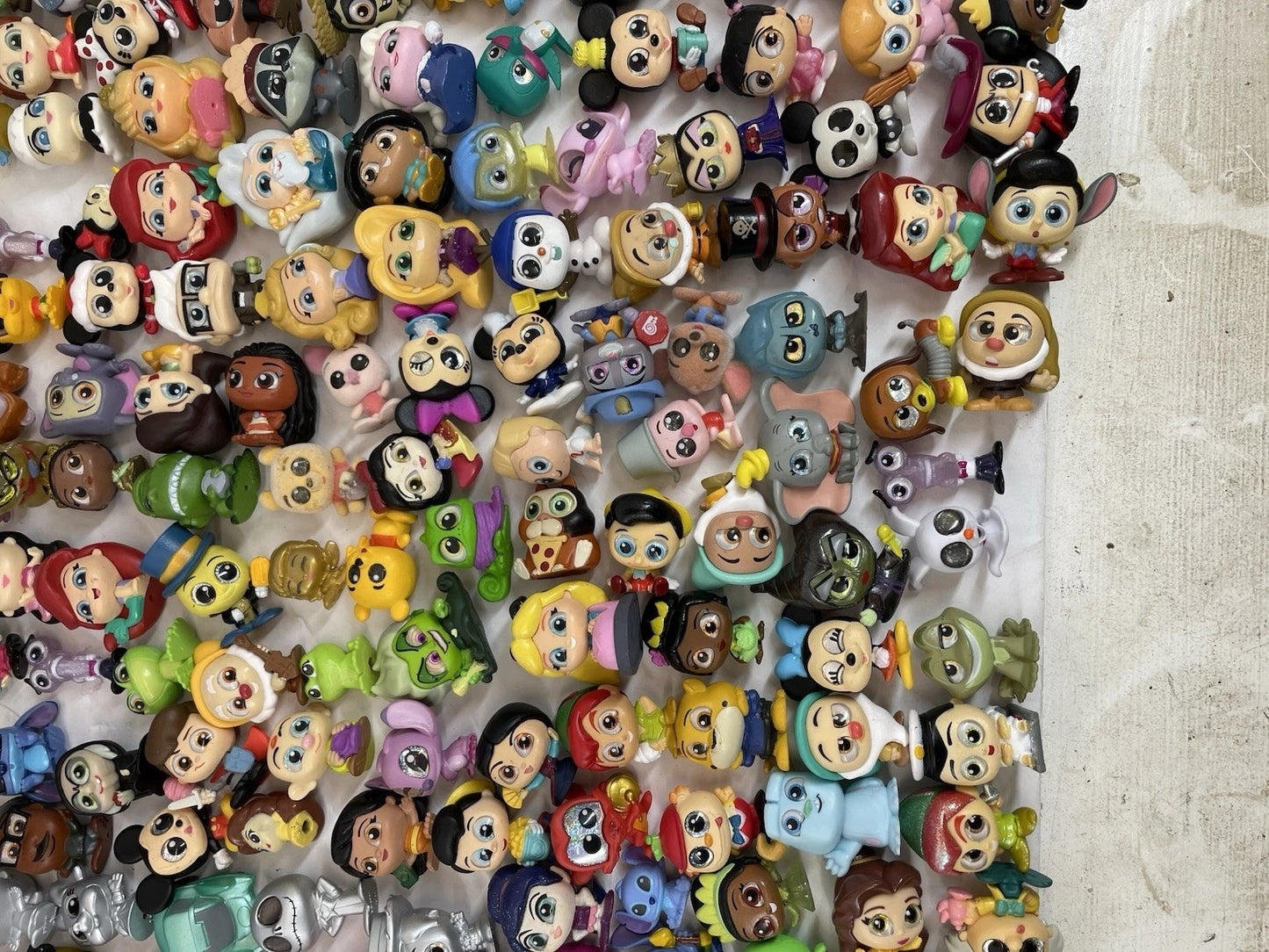 490+ Cases Disney Doorables ~ HUGE COLLECTION LOT Doorable Figure Some Duplicate